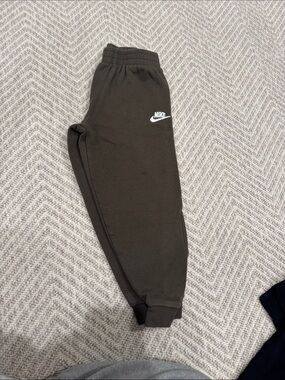 Nike Kids Olive Tone Fleece Joggers with White Logo